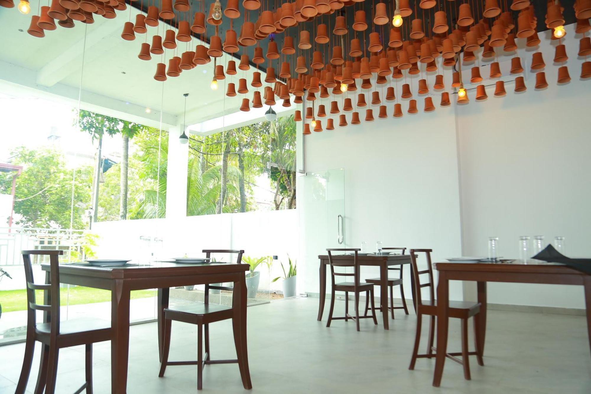 Mzion Hotel Weligama Bagian luar foto
