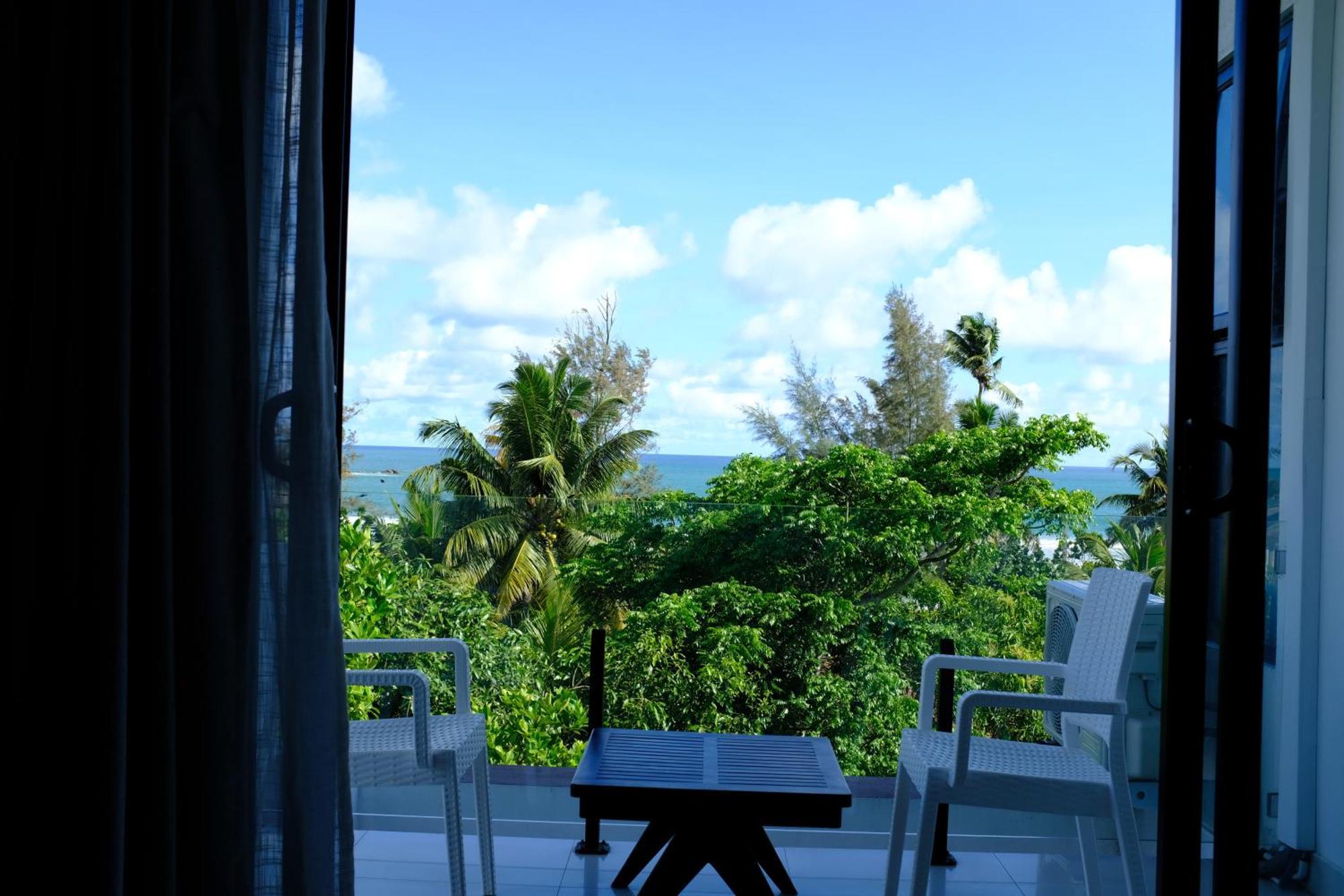 Mzion Hotel Weligama Bagian luar foto